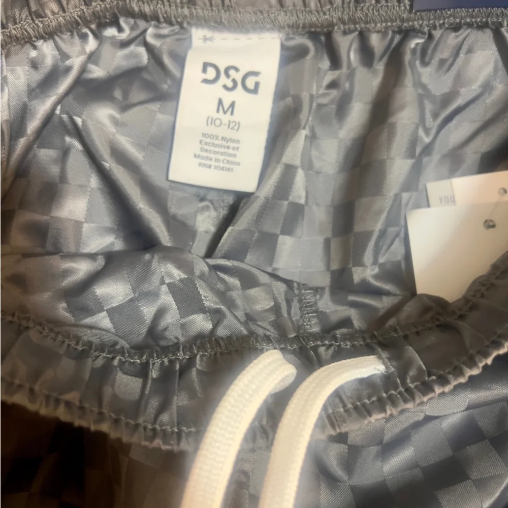 DSG Youth Boys Woven Soccer Shorts – Mid Gray – Size M (10-12) – NWT (b5) - Picture 3 of 7
